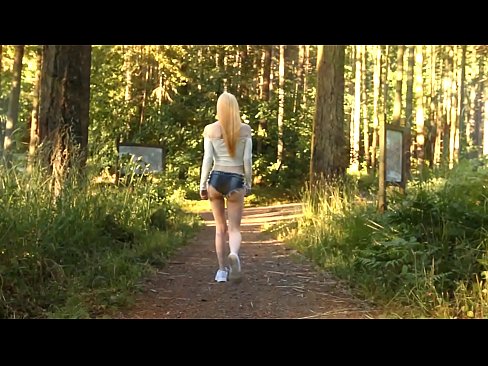 ❤️ 美女動作慢,不是裸體視頻 ️❌ 美麗的色情 在我們這裡 zh-tw.dewporn.ru ❌❤